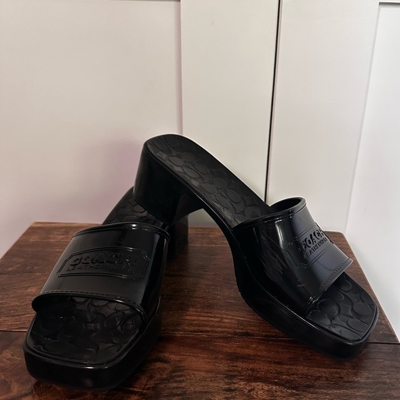 Coach Scarlett size 8 gloss black rubber block heel logo slides. - Picture 2 of 11